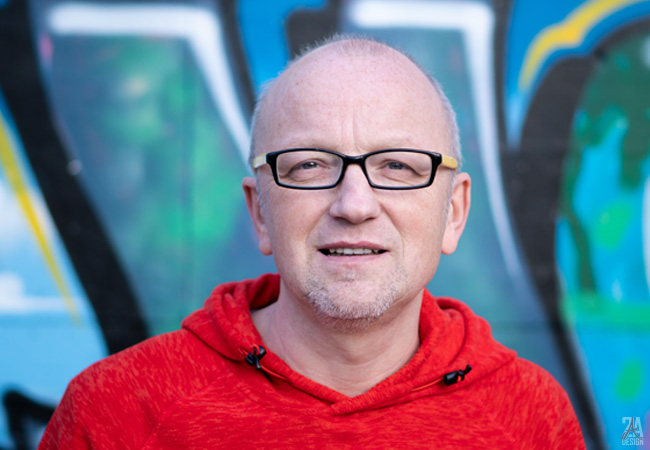 Mitarbeitershooting_Holzwurm_Boxberg_2A_DESIGN_Ingo